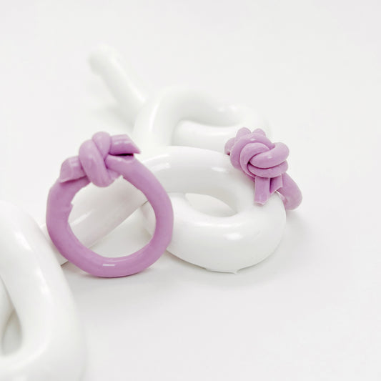 Knot Ring in Lilac