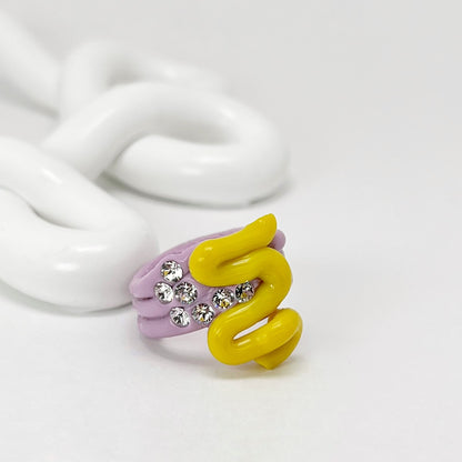 Curvy Yellow Accent Ring in Lilac